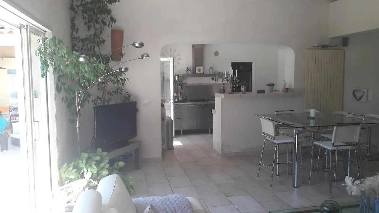 19 Chemin De La Carraire Villa Cadolive